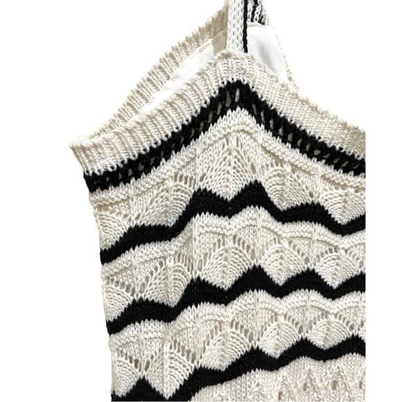 NWT Olive & Oak Crochet Maxi Dress, Size Medium Summer - Picture 11 of 16